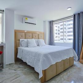Lujoso Apartamento con salida a la playa