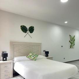 Rosal Central Studios – hotel w mieście Oviedo