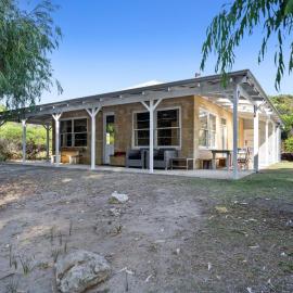 Kangaroo Cottage, hotel a Dawesville