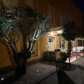 Hôtel de l'Orb – hotel w mieście Bédarieux