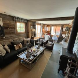 Chalet Beaune - Ski In Ski Out Chalet in Les Gets