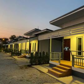 โรงแรมบ้านสวนวินเทจ、Ban Nam Mongのホテル