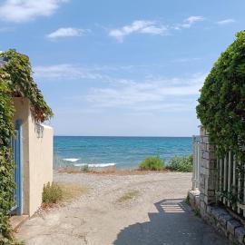 Niki Seaside Apartments, hotel in Platamonas