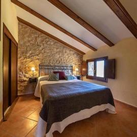 Masia Villa Pilar Valderrobres – hotel w mieście Valderrobres