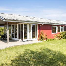 Beautiful Home In Middelfart With Wifi