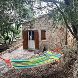 Viesnīca La casa tra gli alberi e il cottage pilsētā Fiskardo