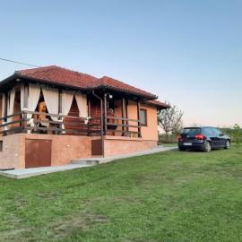 Kuća Tajna Banja Vrujci, hotel in Mionica