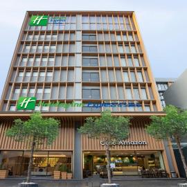 Holiday Inn Express & Suites Bangkok Central Pier by IHG