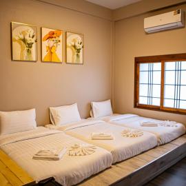 Miki House, hotel en Chumphon