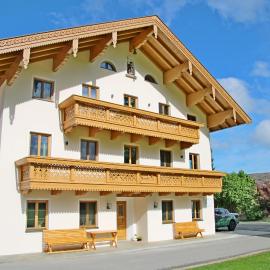 Ferienhof Oberhuber, hotel in Staudach-Egerndach