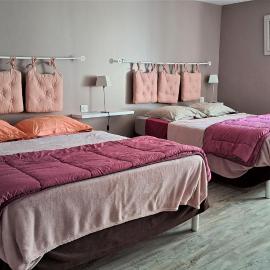 Les Chambres d'Isa, 15km du Puy du Fouu, hotell i Mauléon