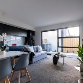 Luxury 2 bed townhome in CBD, hotell i Christchurch
