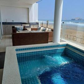 202 Urban Beach, hotel sa Lurín