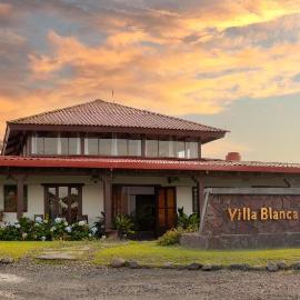 Villa Blanca Cloud Forest Hotel & Retreat – hotel w mieście San Ramón