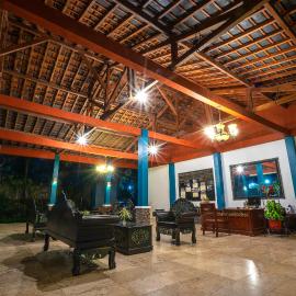 Margo Utomo Hill View Resort – hotel w mieście Banyuwangi