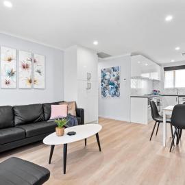 Hectorville Luxe Haven Suite, hotel in Campbelltown