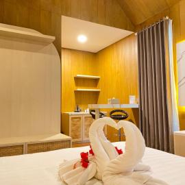 Awandari Resort & Convention, מלון בKangkakawal