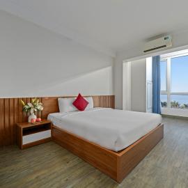 NAMI HOTEL Nha Trang، فندق في نها ترانغ