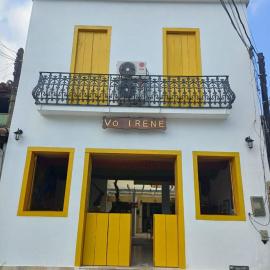 Pousada Vó Irene, hotell i Itacuruçá