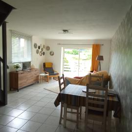Modern one bedroom cottage