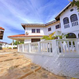 Villa Ella