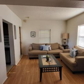 Unit 2 - Stylish 2BR Downtown Phoenix Retreat in Roosevelt Row, Parking Included