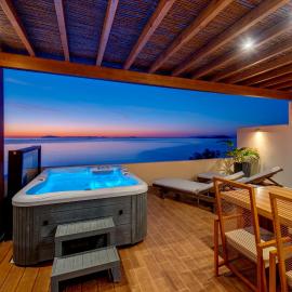 Lalari Beach Suites, hotel in Vari