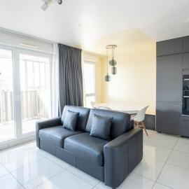 beautiful 2 bedroom apartment 40 min from Paris