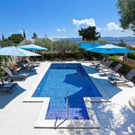 Apartments Šemper - HEATED POOL