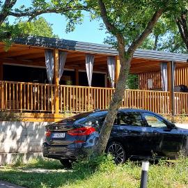 Mobile home 249 - Large Terrace & Private Jacuzzi، فندق في سيلتسي