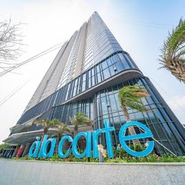 A La Carte Ha Long Bay - Sea View Apartment, hotel in Ha Long