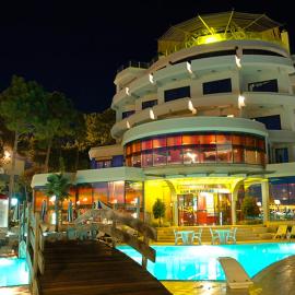 Vela Hotel Restaurant