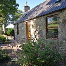 Buttermere Cottage, Hotel in Banff