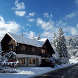 Adventure House, hotel in Palfau