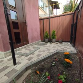 Balti house, hotel u gradu Balci