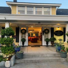 Bayberry Inn B&B and Oregon Wellness Retreat, готель у місті Ешленд