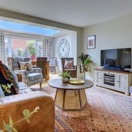 Market House by Spa Town Property - Spacious & Stylish Townhouse with Free Parking Near to Stratford-upon-Avon, Warwick & Solihull, hotel in Henley in Arden