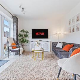Luxury Modern House - 8 mins to NEC, Airport