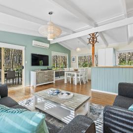 Mystery Bay Retreat