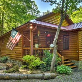 Creekside Hideaway، فندق في Epworth