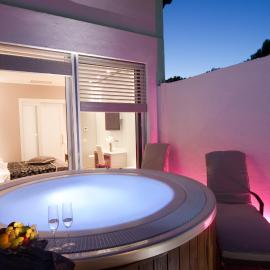 Villaggio La Pescaccia, hotel en San Clemente