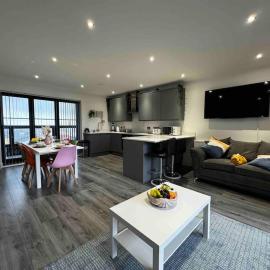 Seashell - Hornsea Duplex Apartment with Sea Views and Balconies, hotel Hornsea-ben