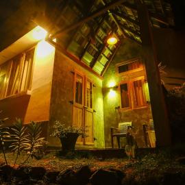 Rain Forest Star, hotel i Deniyaya