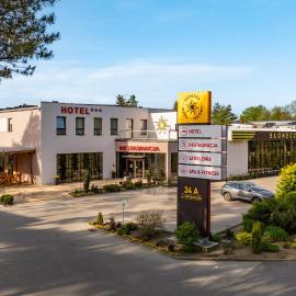 Hotel - Restauracja "SŁONECZNA", מלון בג'ארוקין