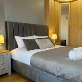 Duplex Apartment in Greater Manchester, Hotel in Oldham