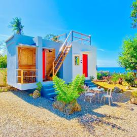 Tiny Beach House in Camotes Island-Seafront Room