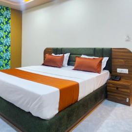 Hotel Nova Blue, hotel a Ahmedabad