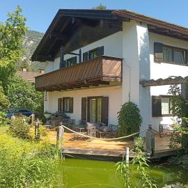 Landhaus Christina - Neu, hotel a Garmisch-Partenkirchen