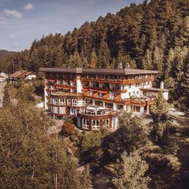 Wellnesshotel Sonnenhalde Tonbach, hotel a Baiersbronn