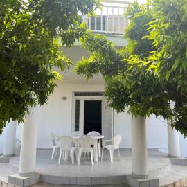 Pegasus House, khách sạn ở Korinthos